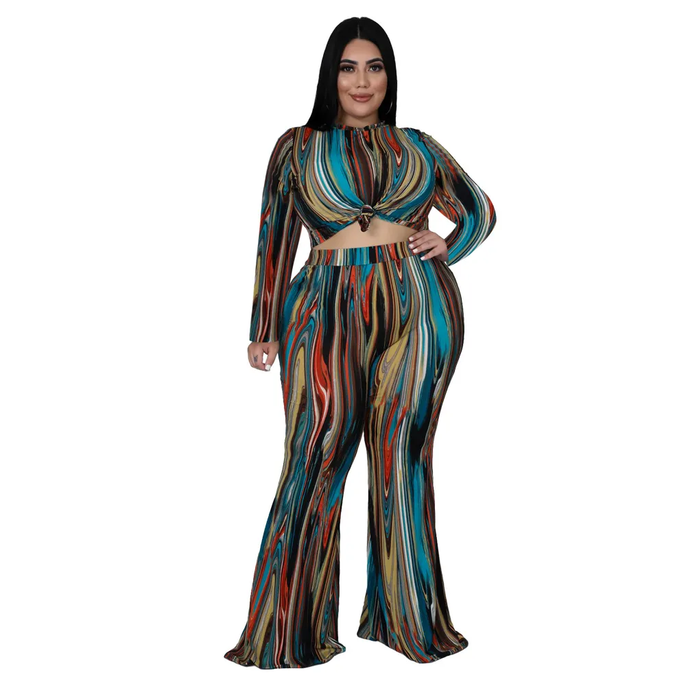 Plus Size Abstract Long Sleeve Top & Pants Set - Flare Pants, Crew Neck - Polyester/Milk Fiber/Spandex Blend