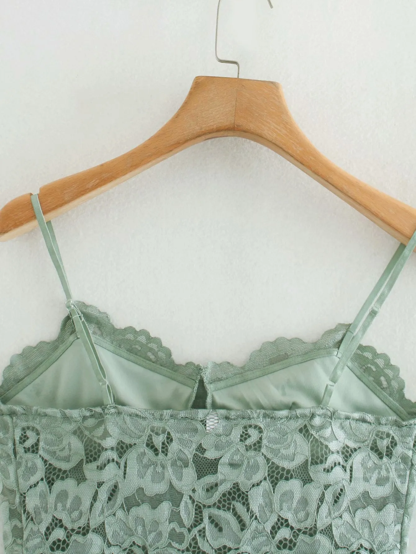 Women's Lace Backless Camisole